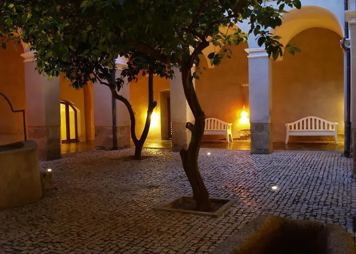 Hotel Hospedería Conventual De Alcántara